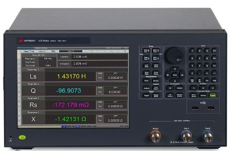E4982A LCR 表,1 MHz 至 300 MHz / 500 MHz / 1 GHz / 3 GHz